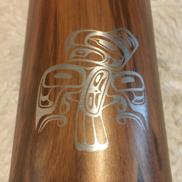 Wood Grain Haida Eagle Water Bottle - Picture 4 of 11